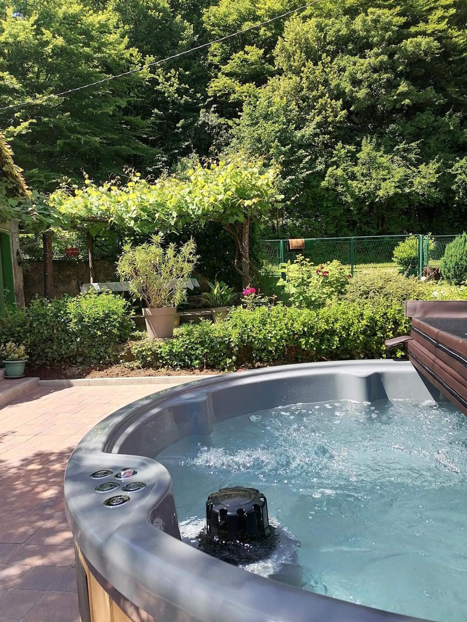 Holiday Home Modric Otocac Luaran gambar