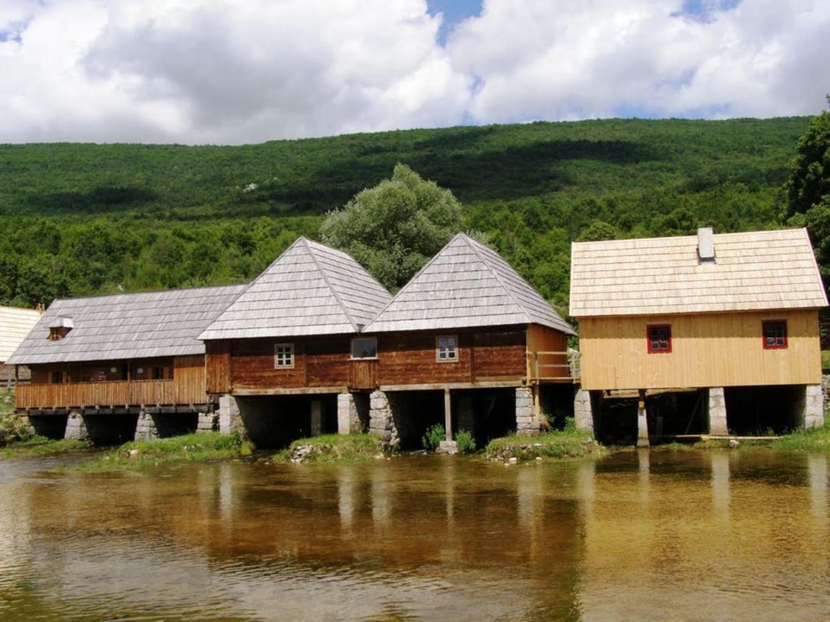 Holiday Home Modric Otocac Luaran gambar