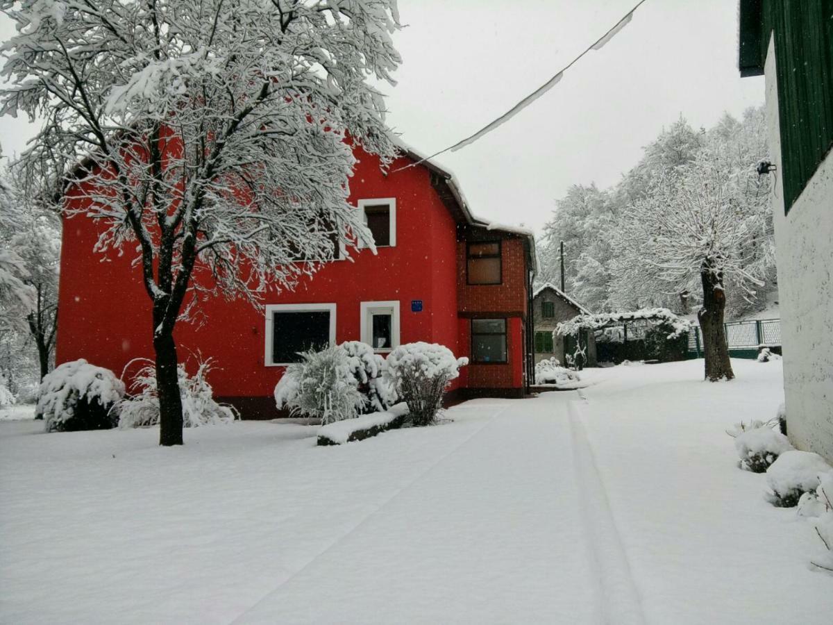 Holiday Home Modric Otocac Luaran gambar